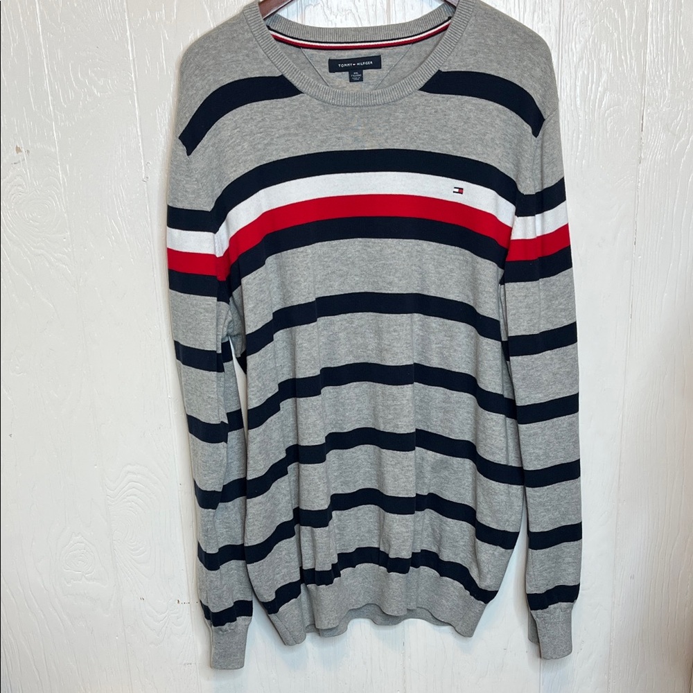 Tommy Hilfiger Men's Gray and Navy Striped Crewneck Sweater